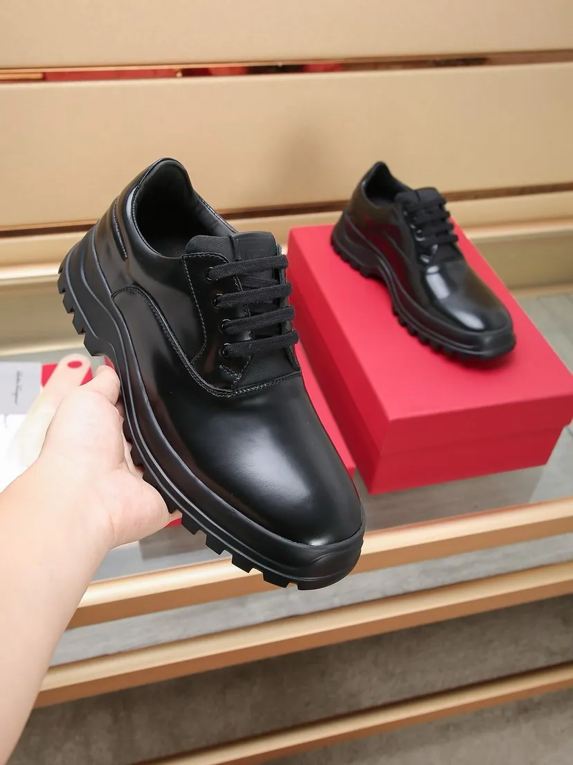 Men's men's shoes💰P660💰🔥《Ferragamo》👏Latest • High-end top brand luxury ~ purchasing agency, top quality ~. New fashionable business men's shoes 🔜The uppers are made of original first-layer open-edge beaded cowhide➕cowhide·lining, with fine workmanship. The original stylish and soft combination wear-resistant and non-slip outsole is light and comfortable on the feet. The real thing looks better in real photos. Number of yards: 38--44 (45 and 46 can be customized)